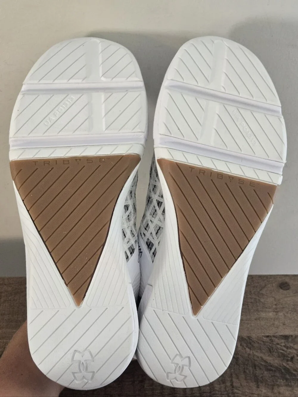 Under Armour Mens TriBase Reign 5 White Shoes (NWT) Size 8